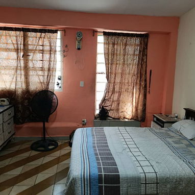Vendo casa en Santo Suárez - 4/10