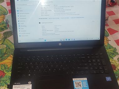Se vende laptop acabada de traer , la usaron poco afuera ,, sin ningún detalle - Img 66161375