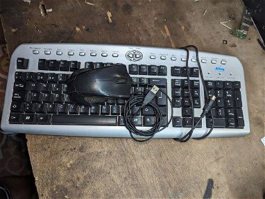 Combo de teclado y mouse - Img main-image-46007791