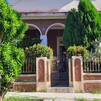 VÍBORA 003 🏡 CASA EN VENTA – LA VÍBORA, 10 DE OCTUBRE, LA HABANA  📍 Ubicación: La Víbora, a 1 cuadra de Emigración, 2 - Img 119512727