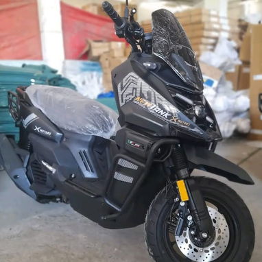 MOTO AUTOMÁTICA NEW TANK XMOTORS 2026   • 180CC • FULL INYECCIÓN - 2/10