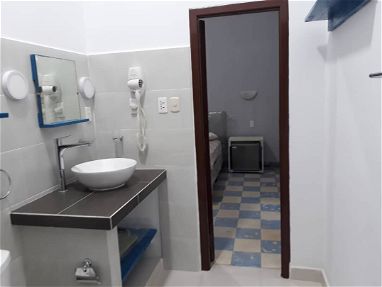 Renta de Apartamento Independiente Vedado - Img 63998283