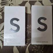 Vendo Samsung s21 fe nuevos en caja - Img 45510935