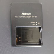 Cargador Nikon MH-24 - Img 53531084