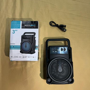 Se venden diferentes Bocinas portátiles marca JBL copia, 1Hora y marca 3' - Img 127925732