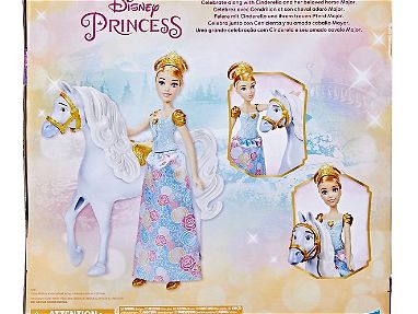 Hermoso Juego de 2 piezas de Disney Hasbro Princesas, Muñeca Cenicienta y su Caballo Mayor, Sellados en Caja - Img 34718056