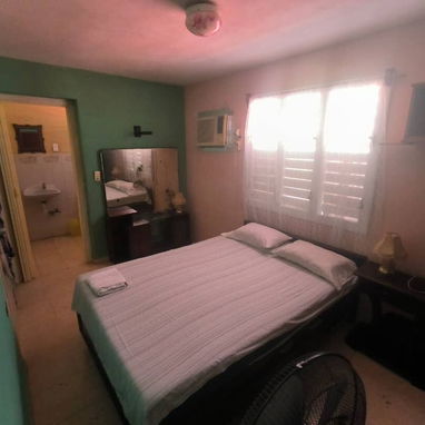 Renta de apartamento independiente en Playa 1/4 - 4/8