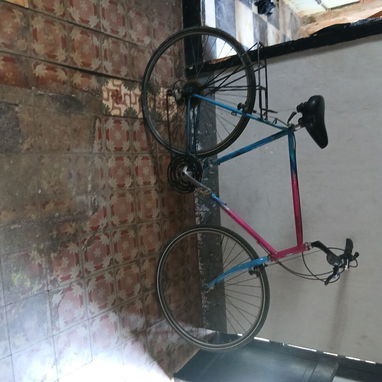Vendo bicicleta de ciclismo - 2/3