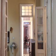casa en Centro Habana en planta baja [ Colonial Antigua de Puntal Alto ]* - Img 55458914