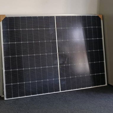 ESTACIÓN DE ENERGIA PT CON PANEL 400W - 2/2