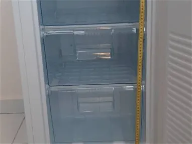 Freezer vertical de tres gavetas. - Img 59792164