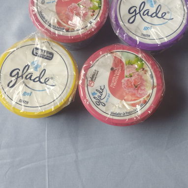 Gel glade aromático para carros y casas 70g - Img 121751050