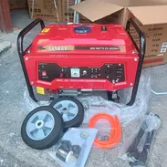 Planta Sankey gas y gasolina 3000watts 110v y 220v,4tiempo  380usd mensajería gratis garantía 15dias,encendido por yoyo - Img 55402991