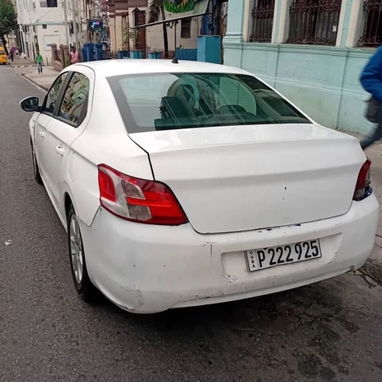 Peugeot 301 ✅️ - 4/4