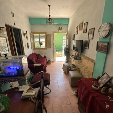 ✨ Casa en 19 y 70 - 3/10
