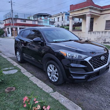 Carro Hyundai 88.000 millas - 2/10