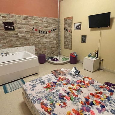 Se vende casa independiente preparada para renta con todo incluído y generador eléctrico en La Vibora - Img 117370441