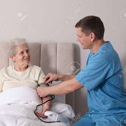 Cuidador del adulto mayor enfermero licenciado - Img 45405360
