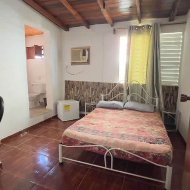 Venta de Casa independiente en Santa Fe/ Playa con piscina y jacuzzi - 4/10