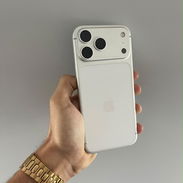 iphone 17 pro max con 100 de batería versión esim - Img 55496418