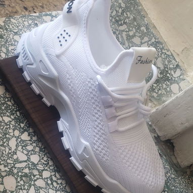 Tenis nuevos - 5/6