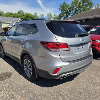 2020 Hyundai Santa Fe SE - Img 123946144