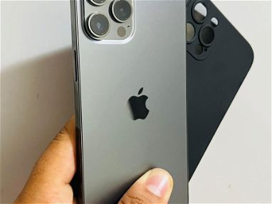 iPhone 12 Pro Max venta o cambio x iPhone menor - Img 66827298