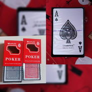 Cartas de póker plásticas - Img 53458892