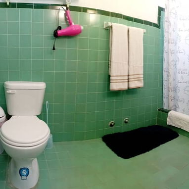 Apartamento Sisy Mario en renta , independiente con una habitación climatizada en el Vedado,   +53 52463651 WhatsApp - Img 111664673