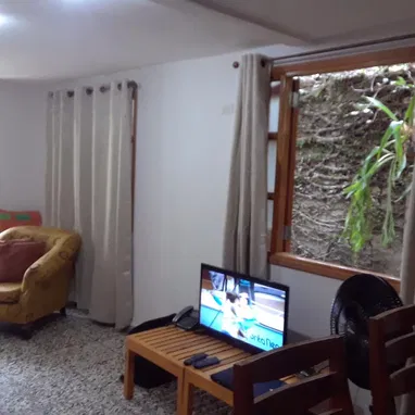 Casa de renta  con piscina en playa - Img 102409983