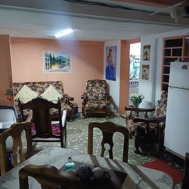 🏡 ¡Se vende apartamento en Centro Habana a tan solo 9000 USD! - 6/10