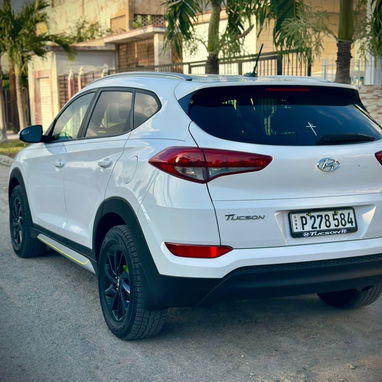 Vendo negocio, Hyundai Tucson, 2017 80 mil millas - Img 116194578