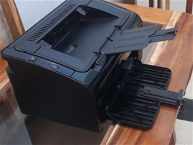Impresora HP LaserJet Pro P1102w - Negra, toner y hojas. VEDADO. 1 mes GARANTIA - Img 64996305