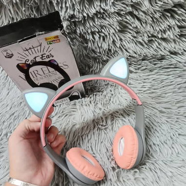 Audífonos casco por bluetooth Precio 6500 cup traen su cable de carga - Img 121155085