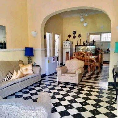 Casa con piscina en la Vibora - 3/8