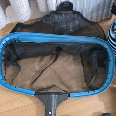 Útiles para limpieza de piscina (manguera, vara, cepillo, flotador dosificador...) - Img 117889258