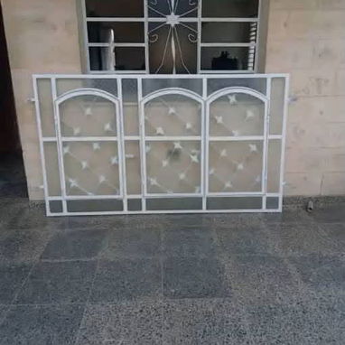 Se hacen trabajos de herrería ventanas🪟,rejas de seguridad y puertas🚪 con cristale  con su  Yale ya puesto . Transport - 8/10