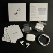Apple AirPods Pro - Img 55809435