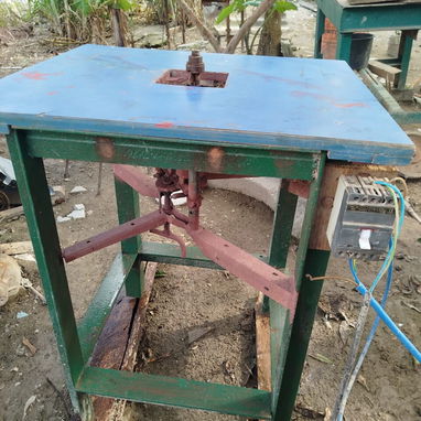En venta fabrica original de carpintería en aluminio.,fotos de muestra en solo 2 mil usd.negocio próspero y super solici - Img 123658641