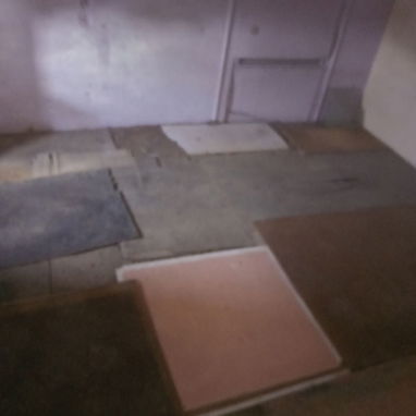 Se vende apartamento en edificio con sala comedor.,2 cuartos .una barbacoa con un cuarto.cocina y baño - Img 125989199