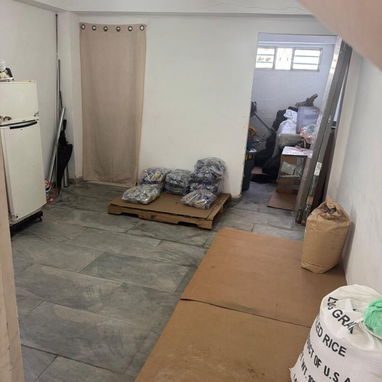 Apt 1 cuarto frente calle bajos y portal por 60y31 en 20mil 535823877 - Img 121776220
