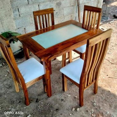 “ MESAS DE COMEDORES “” - 2/4