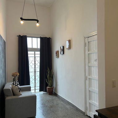 🛋️Apartamento de 2 Cuartos Recién Renovado en C. Habana REF 1423 - Img 101460968