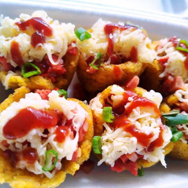 Entrantes 馃 Croquetas 950 Salshipapa 1800 Papitas fritas 1000 Tostones de At煤n 1800 Tostones jam贸n ahumado 1600 Pollo - Img 121939265