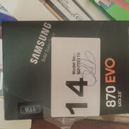 Vendo disco duro SSD Samsung 1tera evo 870. Nuevo. - Img 45509031