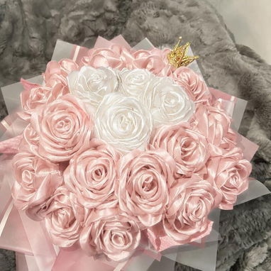 Detalle especial para bebé y familia flores eternas únicas - Img 122591076