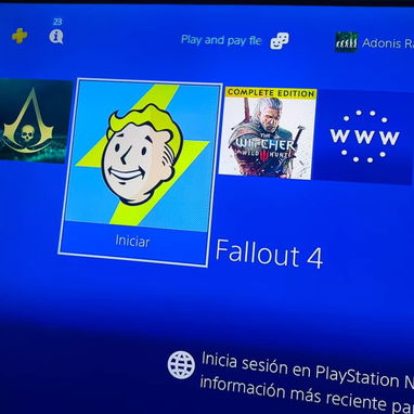 Vendo ps4 13.02 con dos mandos en 140 usd - Img 120981274