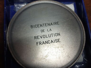 Medallón conmemorativo revolución francesa - Img 63987589