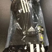 Espinilleras ADIDAS nuevas XL - Img 55779872