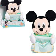 Micky mouse para niños de 9 meses en adelante, eleva y baja los brazos, dice frases y tiene música - Img 45476979